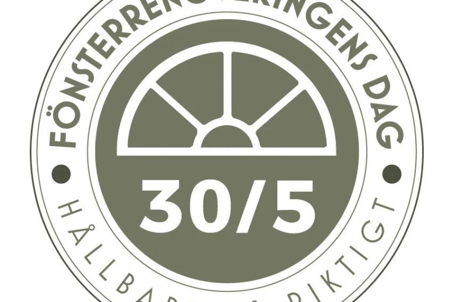Cirkelmärke med texten "Fönsterrenoveringens dag" i grönt. I mitten finns ett stiliserat fönster ovanför datumet "30/5". Nederst står "Hållbart på riktigt", vilket betonar hållbarhet under denna speciella dag.